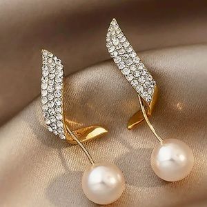 New! - Rhinestone & Faux Pearl Drop Earrings